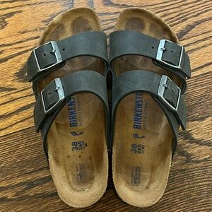 Dark Gray Arizona Birkenstocks - Size 38 (7-7.5)